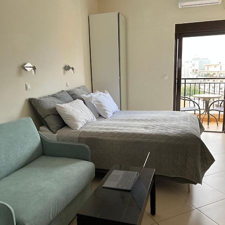 Candia Hotel Chrissi Akti Chania Exterior foto