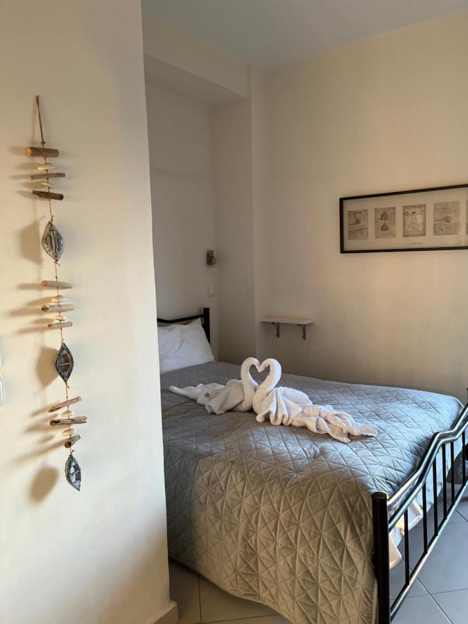 Candia Hotel Chrissi Akti Chania Exterior foto